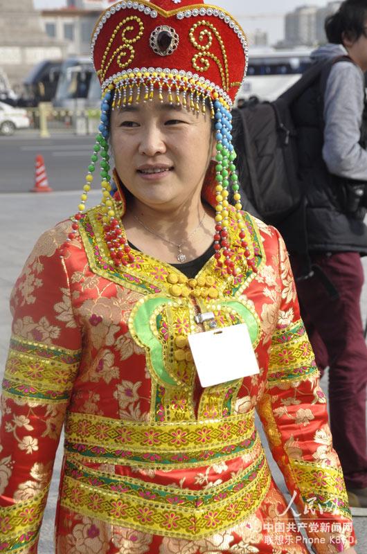 �μӴ�����������Ů�Դ����볡������������ ���� ��