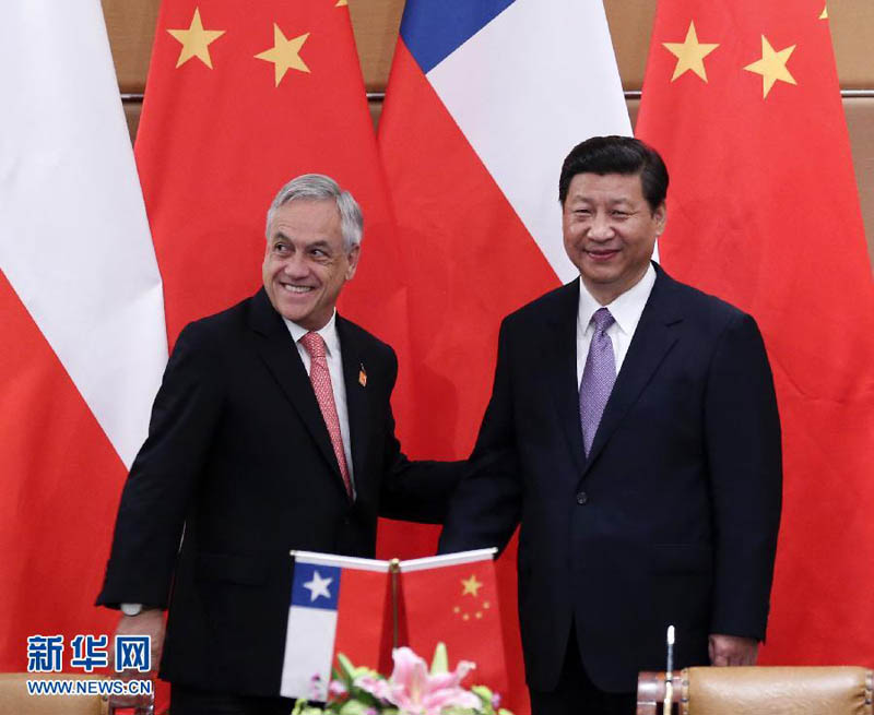 10月6日，國家主席習近平在印度尼西亞巴厘島會見智利總統皮涅拉。 新華社記者丁林攝