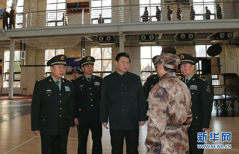 2013��11��28�գ��й���������ǡ�������ϯ�������ί��ϯϰ��ƽ�Ӳ���Ͼ������ӡ�����ϰ��ƽʵ�ز쿴���Ͼ���ֱ�����±���ѵ��������»�����������