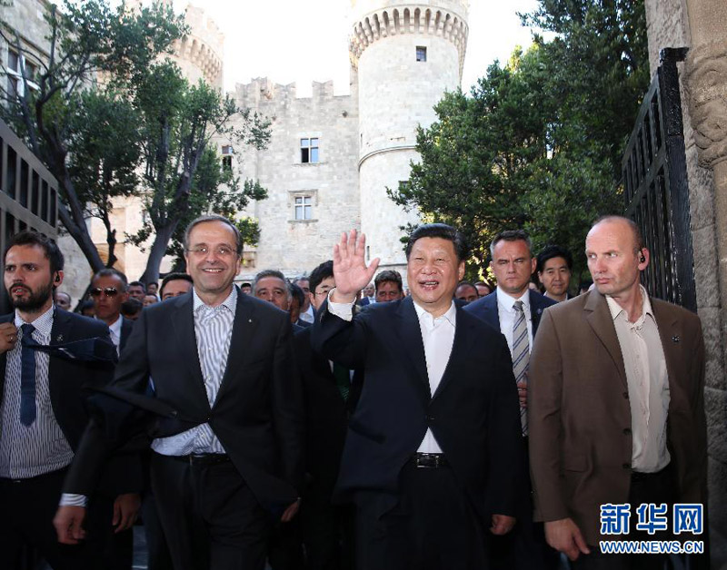 7��13�գ�������ϯϰ��ƽ��ϣ���޵µ����ϣ������������˹�� �»�������������