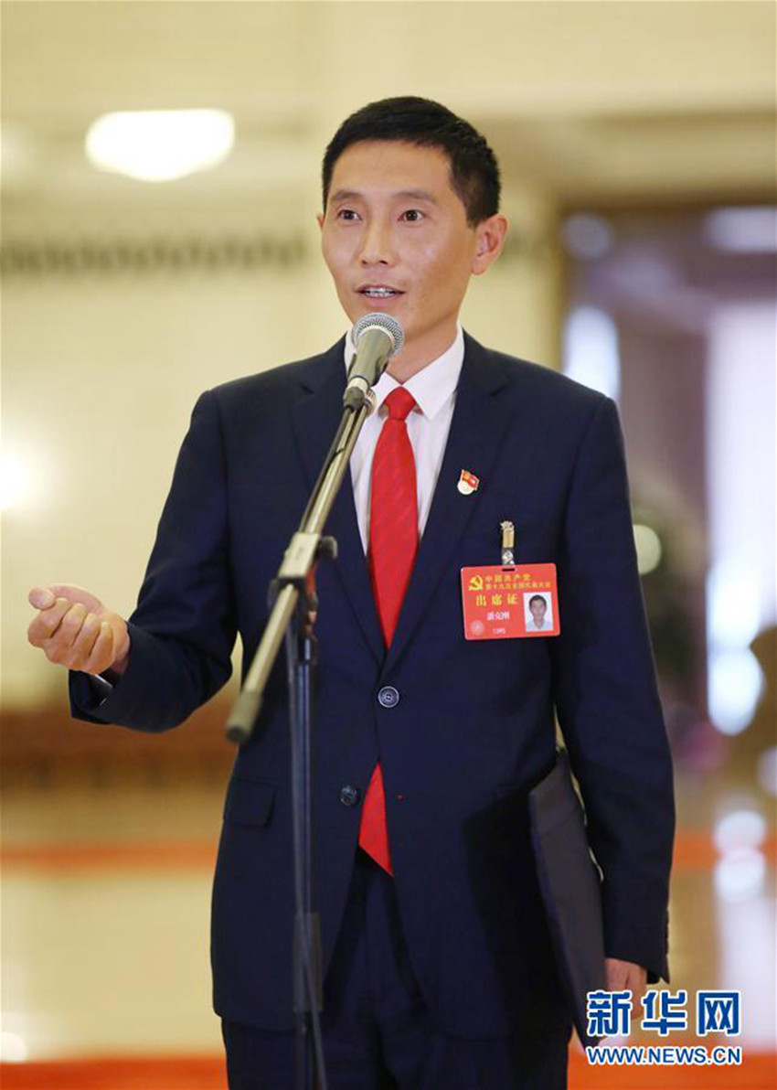 圖：潘克剛代表接受採訪