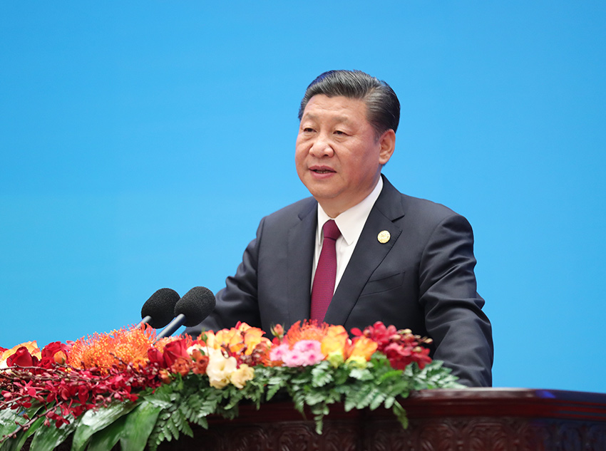 12��1�գ��й���������ǡ�������ϯϰ��ƽ�ڱ����������ó�ϯ�й������������������߲�Ի��ῪĻʽ����������Ϊ��Я�ֽ���������õ����硷����ּ�������»������ ������ ��