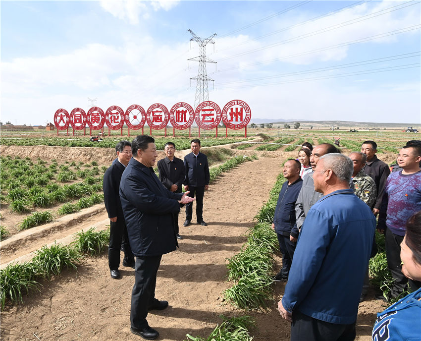 5��11����12�գ��й���������ǡ�������ϯ�������ί��ϯϰ��ƽ��ɽ�����졣����5��11�����磬ϰ��ƽ�ڴ�ͬ���������л��ƻ���׼����ֲ���أ�ͬ���������Ĵ��������н�̸�� �»������ ��ѧ�� ��