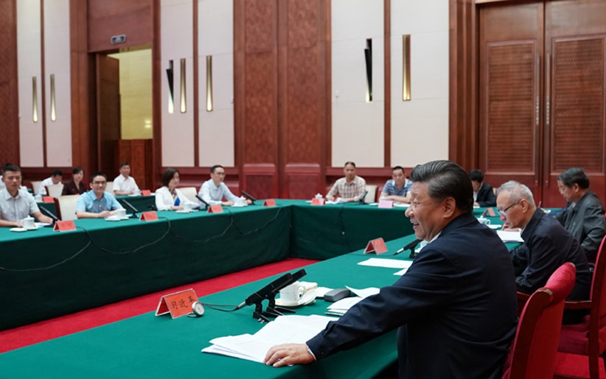 9��17�գ��й���������ǡ�������ϯ�������ί��ϯϰ��ƽ�ڳ�ɳ�����ٿ����������̸�Ტ������Ҫ��������ȡ����ɲ�Ⱥ�ڴ����ԡ�ʮ���塱�滮���Ƶ�����ͽ��顣�»������ ��ѧ�� ��