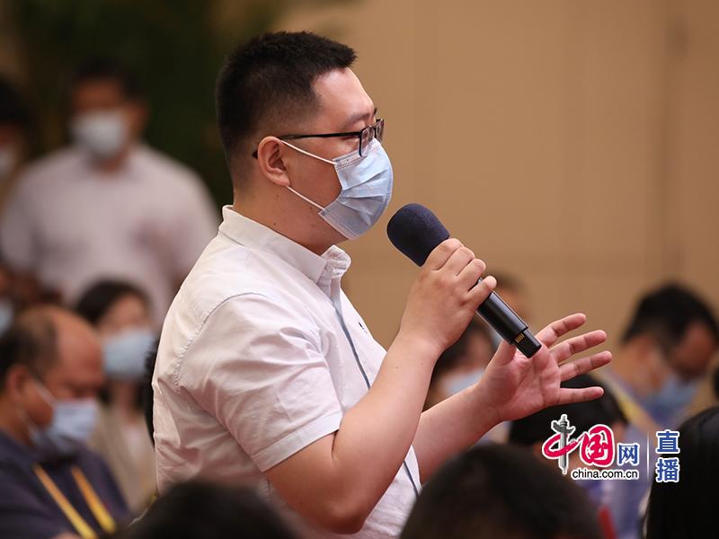 中央廣播電視總台央視記者提問。中國網 鄭亮