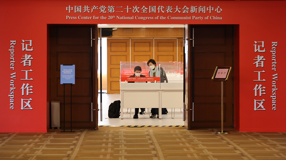 ���Ķ�ʮ������������ʽ��ʼ����Ӵ�����