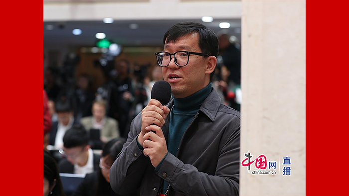 香港大公文汇传媒集团记者提问