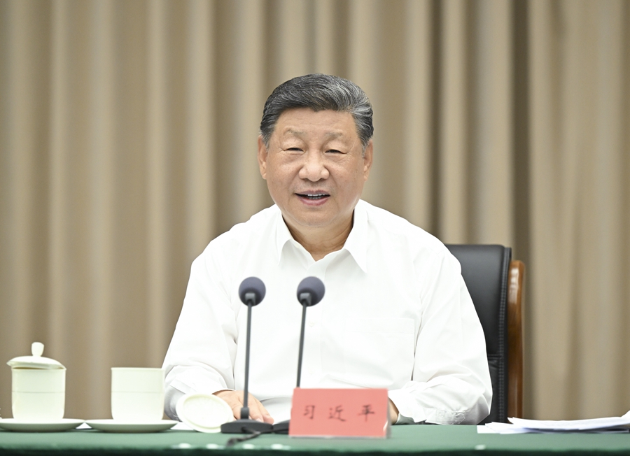 2025年11月6日,中共中央總書記、國家主席、中央軍委主席習近平在海南三亞聽取海南自貿港建設工作匯報,發表了重要講話。新華社記者 謝環馳攝