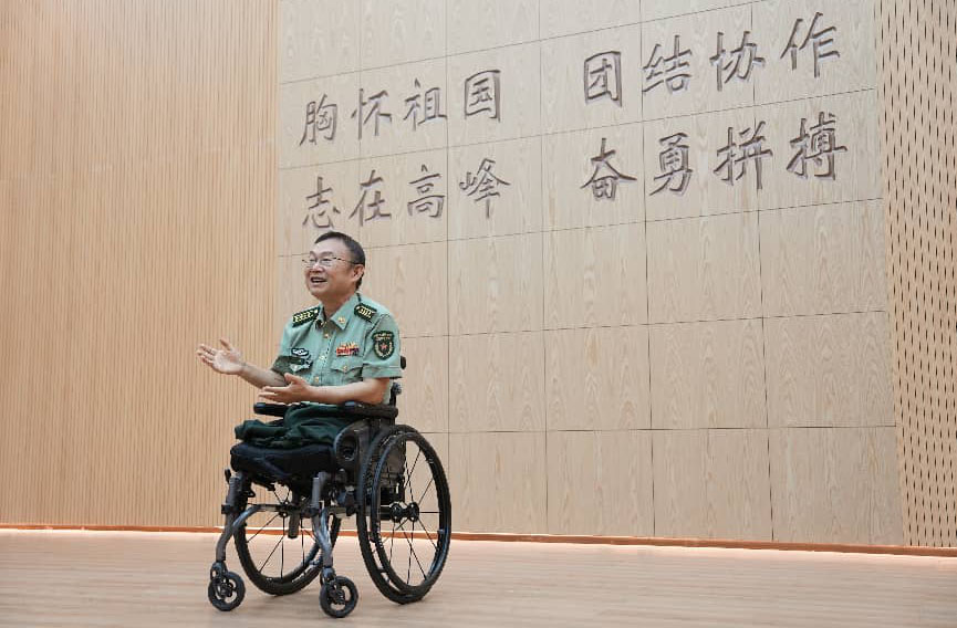 國防科技大學研究員王戟的家風故事