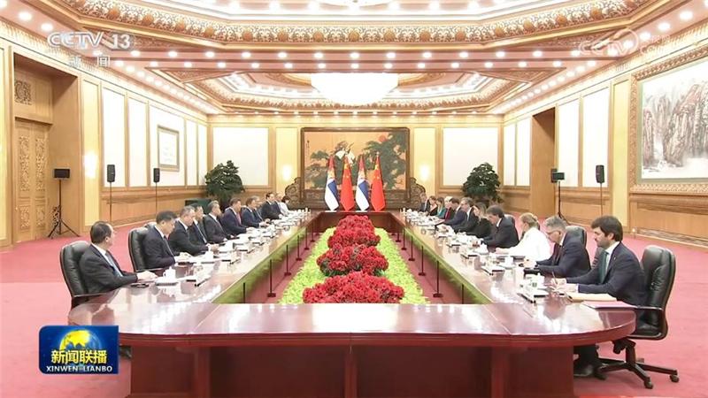 习近平同塞尔维亚总统会谈