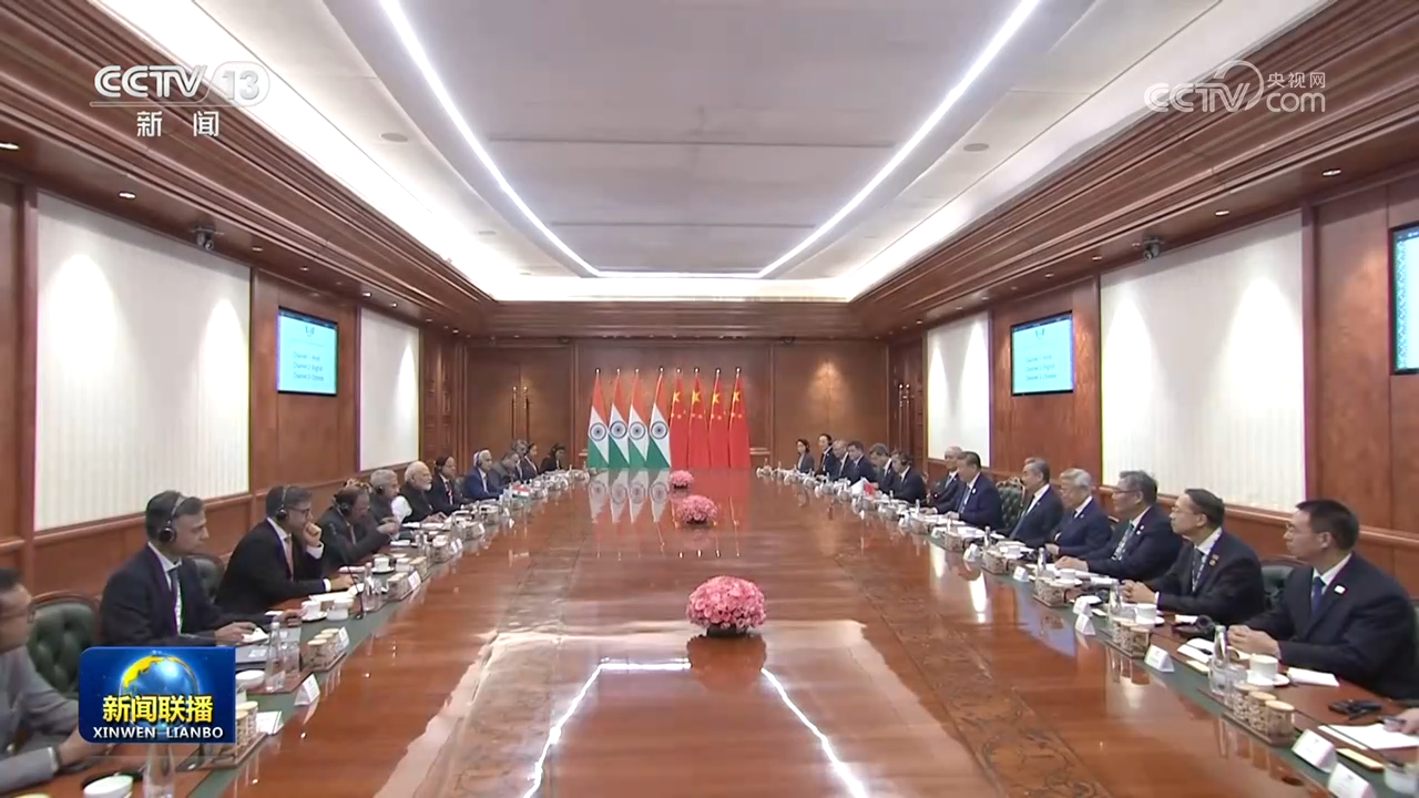 习近平会见印度总理